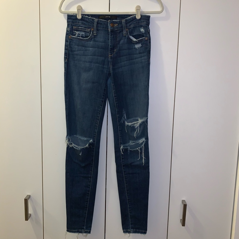 Joe’s jeans Destroyed skinny